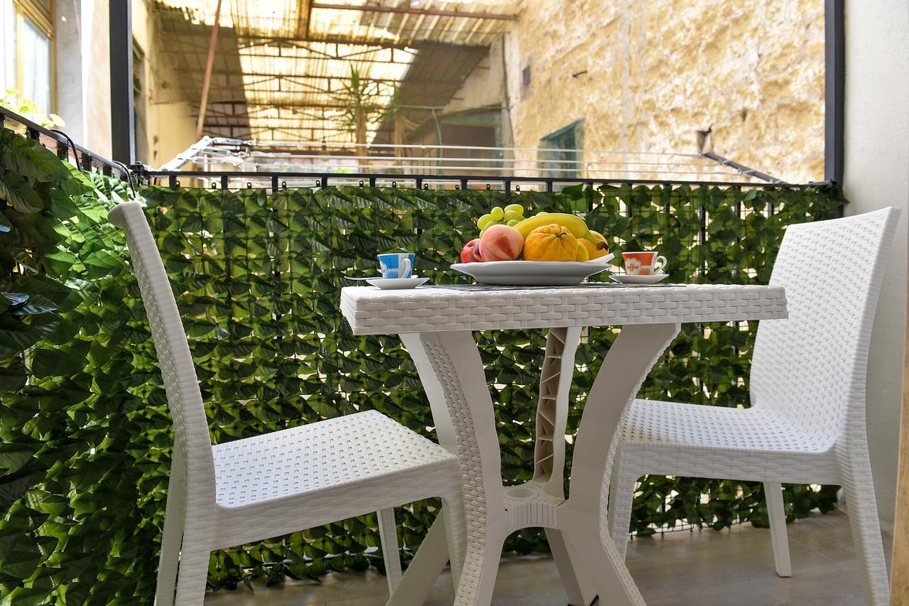 Famigi Bed & Breakfast Naples Luaran gambar