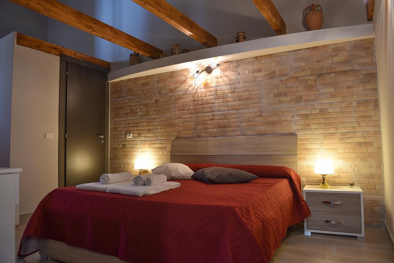 Famigi Bed & Breakfast Naples Luaran gambar
