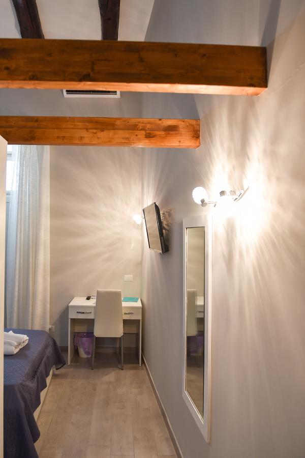 Famigi Bed & Breakfast Naples Luaran gambar